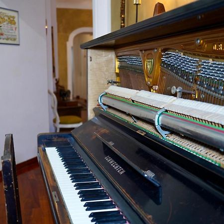 B&B Arts And Music อังโกนา ภายนอก รูปภาพ